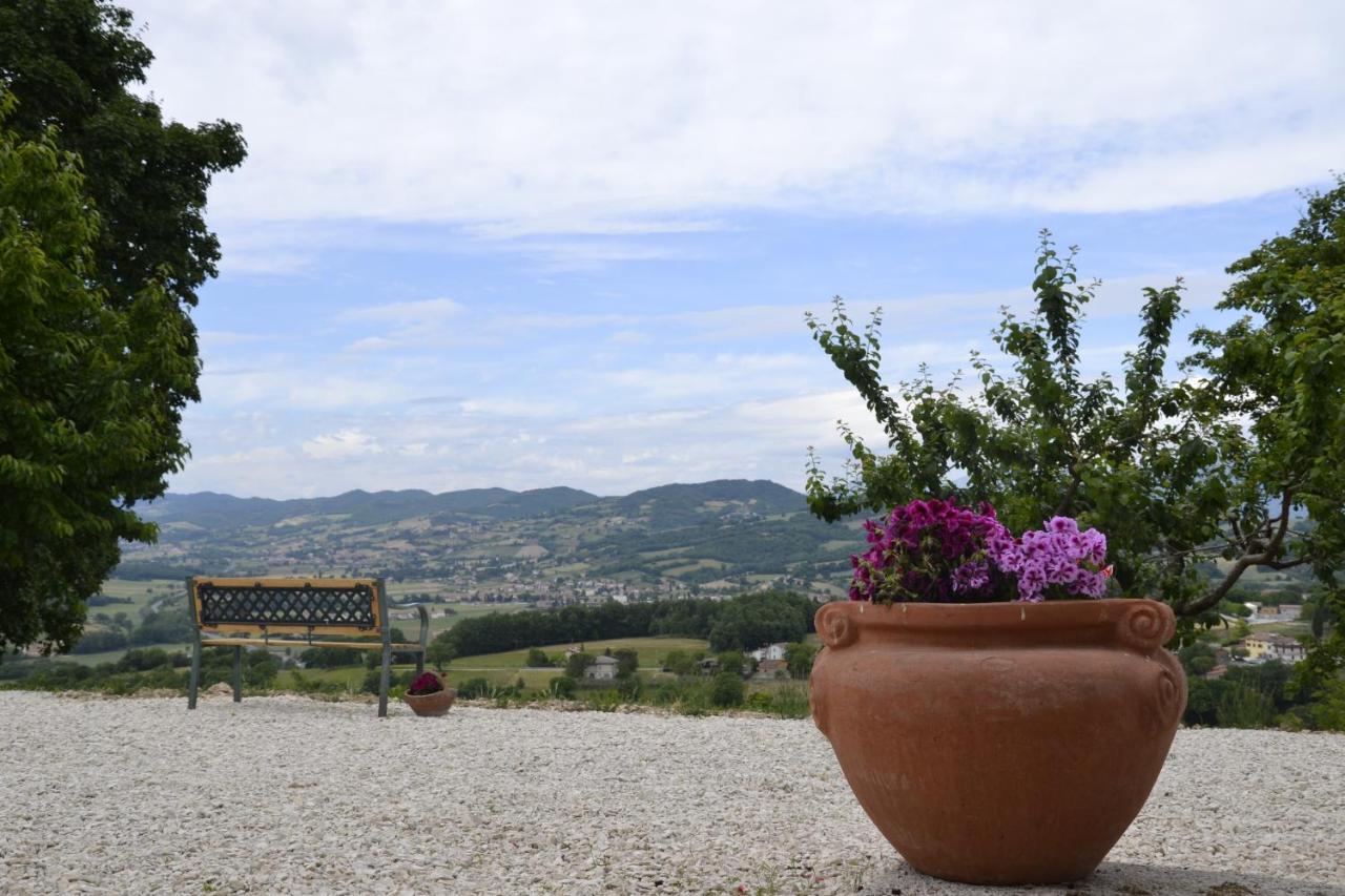 Casale Rancaglia Villa Gubbio Exteriör bild